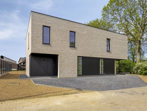                                         Woning te koop in Millen, € 390.000
