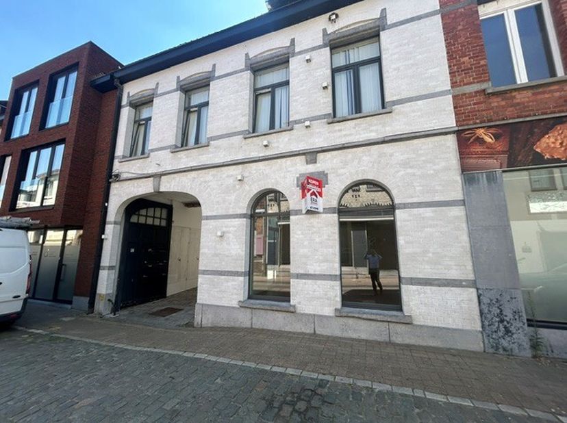 Bedrijfsvastgoed te koop in Leiestraat 10x,
                    8940 Wervik