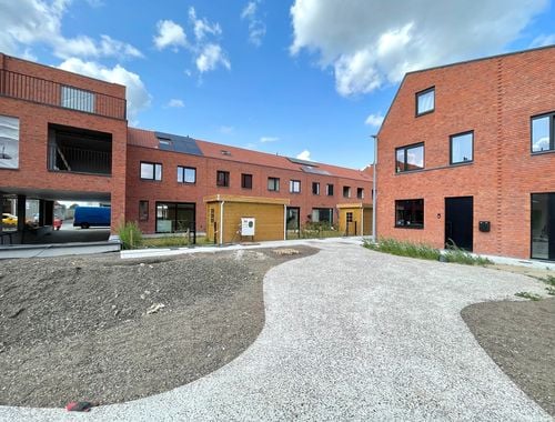                                         Woning te huur in Deerlijk, € 1.025

