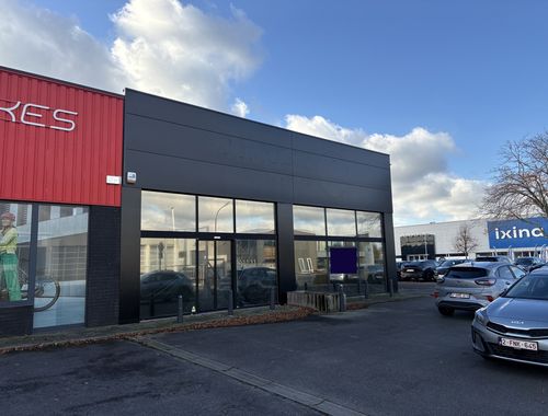                                         Kleine winkel te huur in Kuurne, € 4.500
