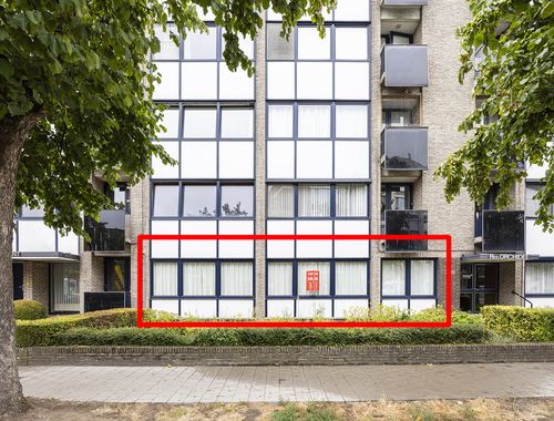                                         Gelijkvloers app. te koop in Borgerhout, € 210.000
