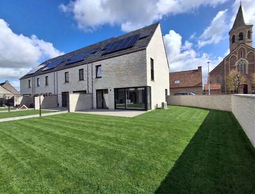                                        Woning te huur in Poesele, € 1.250
