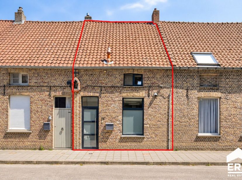 Huis te koop in Koude-Keukenstraat 24,
                    8200 Sint-Andries