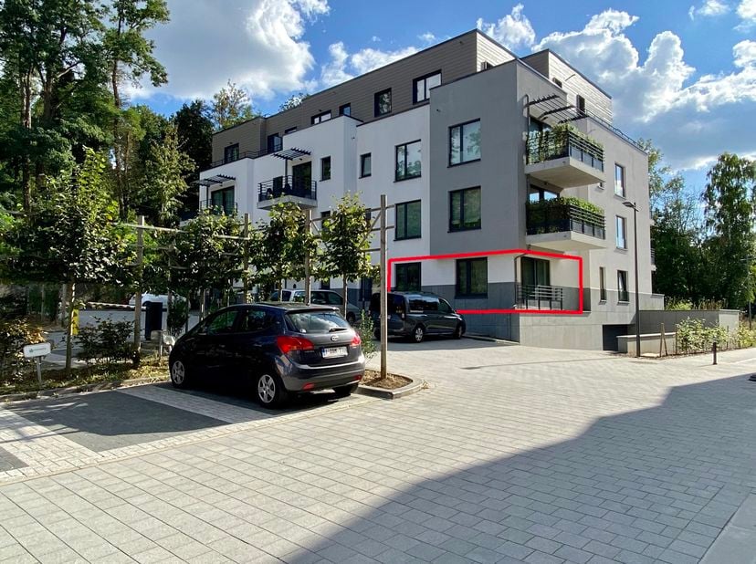 Situation et informations générales <br />
Appartement récent d'une superficie de 57,50 m², situé en bord de la zone natura 2000, dans les Papeteries