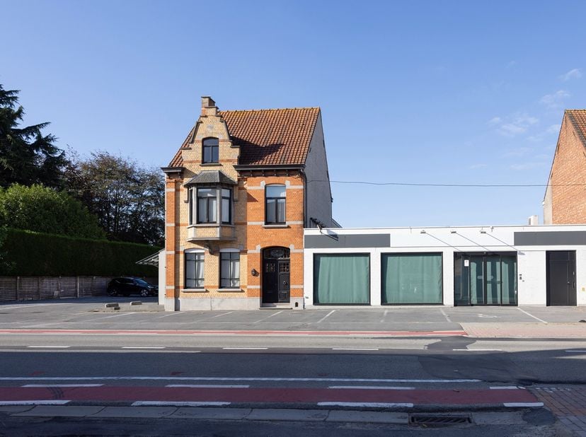 Bien professionnel à vendre à ,
                    8710 Wielsbeke