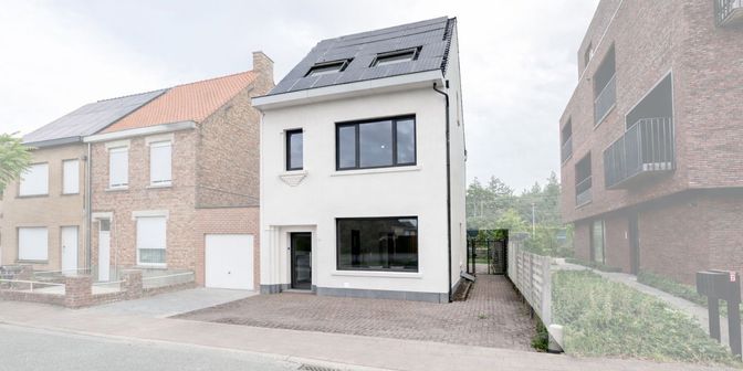 Maison à vendre à Hubert d'Ydewallestraat 8, 8730 Beernem