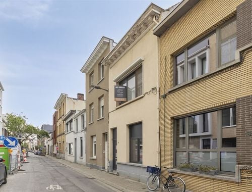                                         Rijwoning te koop in Berchem, € 539.500
