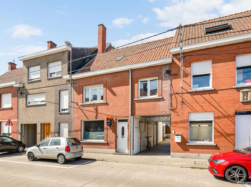Huis te koop in Vijfwegenstraat 262,
                    8800 Roeselare