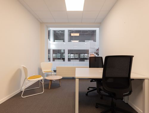                                         Bureaux à louer à Temse, € 1.079
