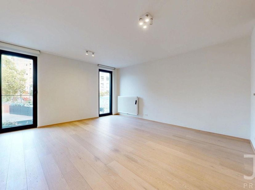 Appartement te koop in Rue Notre-Dame-du-Sommeil 36,
                    1000 Brussel