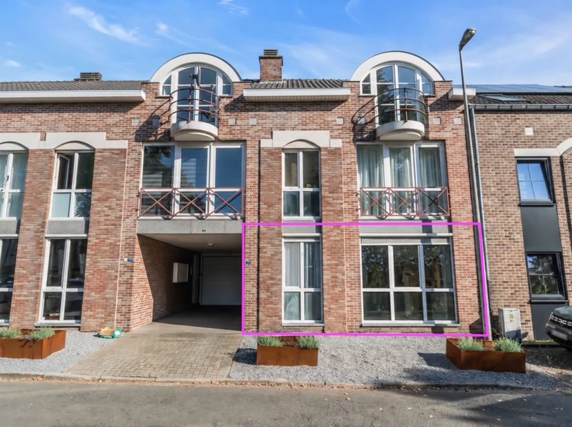 Appartement te koop in Oude Heirbaan 82,
                    3620 Lanaken