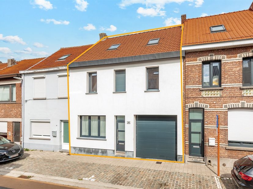 Huis te koop in Blauwbrugstraat 24,
                    2845 Niel