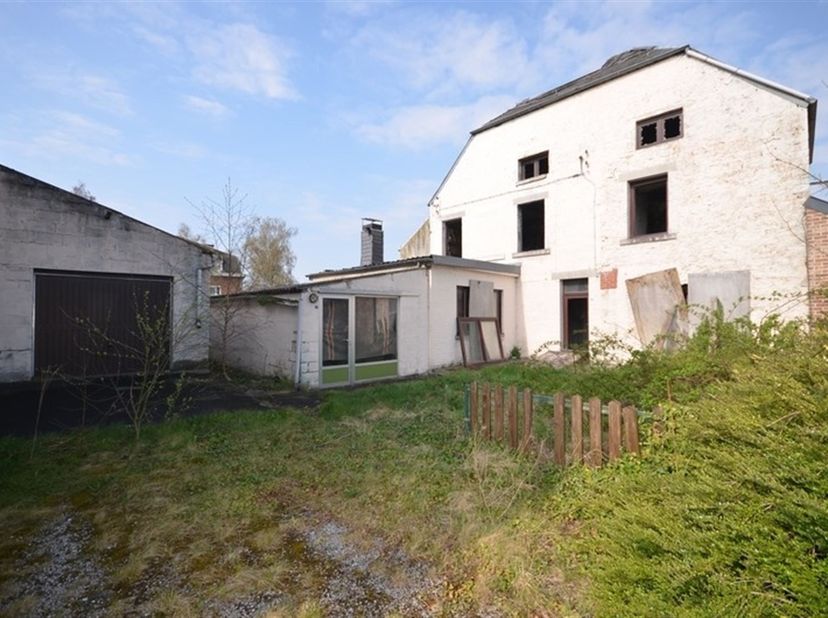 Huis te koop in ,
                    5660 Mariembourg