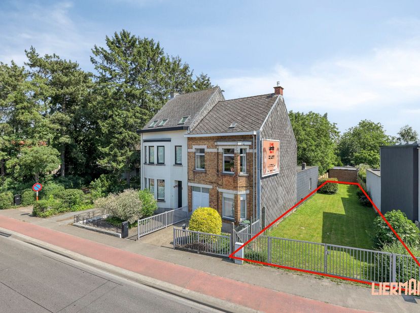 Terrain à vendre
                    à 9320 Nieuwerkerken