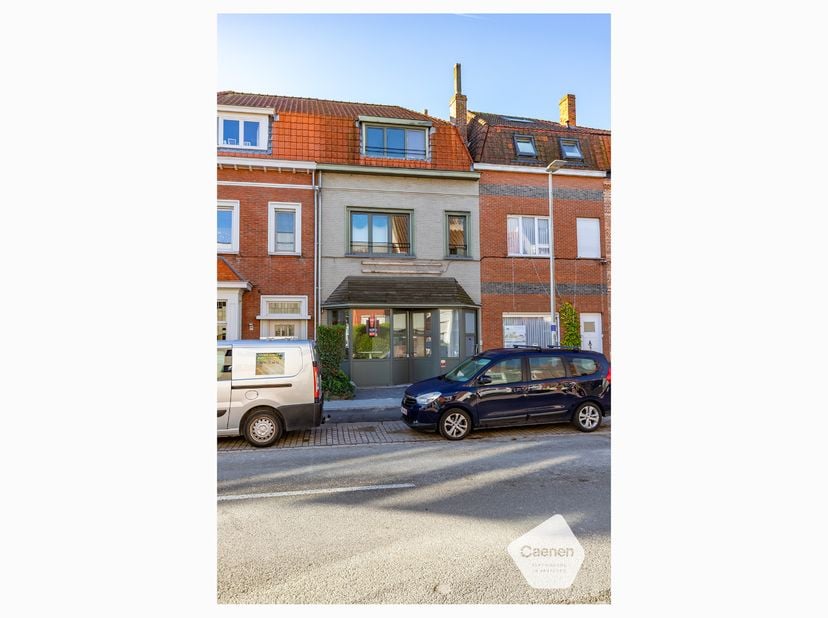 Huis te koop in Generaal Lemanlaan 94,
                    8310 Assebroek