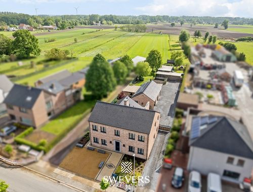                                         Maison à vendre à Diepenbeek, € 745.000
