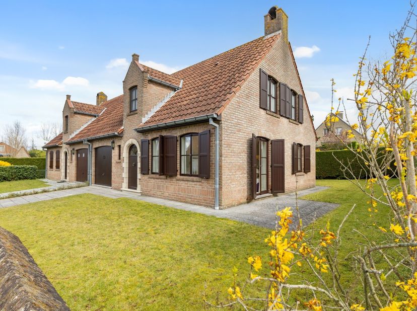 [[ DIT PAND NEEMT DEEL AAN DE ERA OPEN HUIZEN DAG OP 13/6 VAN 9:30 TOT 10:30 ]] Te koop: halfopen bebouwing in de Pharaildelaan, gelegen in een rustig