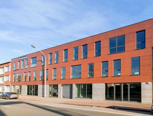                                         Kantoorgebouw te huur in Wilrijk, € 2.712
