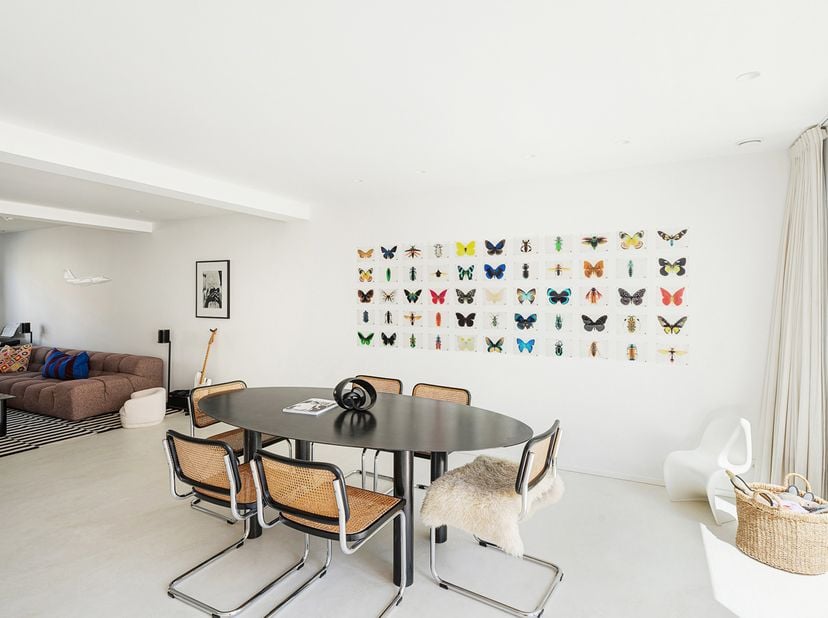 Maison rénovée avec goût, dotée d'un jardin exposé sud, située au calme dans le quartier du Vieux Knokke, à quelques pas des commerces et du marché au