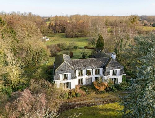                                         Villa-landhuis te koop in Diepenbeek, € 745.000
