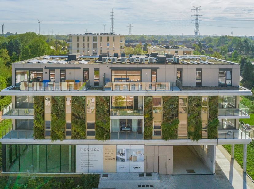 Bedrijfsvastgoed te koop in Provinciale Steenweg 427,
                    2627 Schelle
