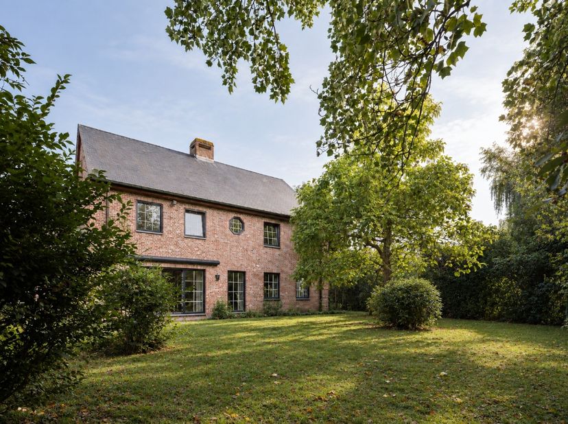 Huis te koop in Kareelstraat 2,
                    9051 Sint-Denijs-Westrem