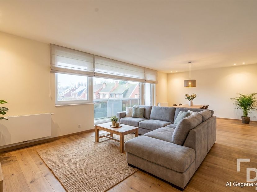 Prachtig gelegen en ruim appartement te koop in Ieper, ideaal voor eigen bewoning of investering.<br />
<br />
Dit appartement is als volgt ingedeel