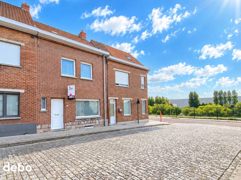 Huis te koop in ,
                    8530 Harelbeke