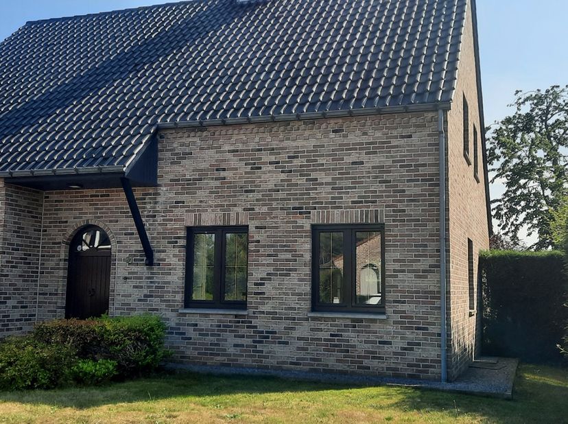 Maison à louer
                    à 3680 Neeroeteren