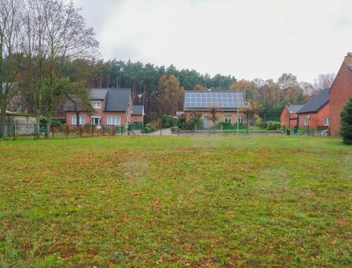                                         Terrain à vendre à Beverst, € 125.000
