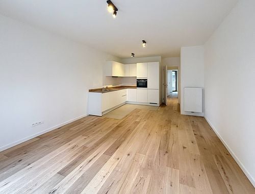                                         Appartement te huur in Brussel, € 1.300
