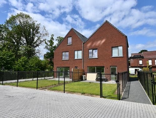                                         Eengezinswoning te huur in Grobbendonk, € 1.450

