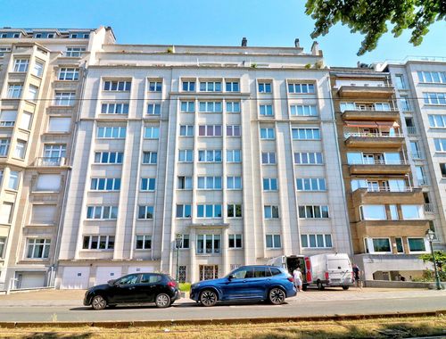                                         Appartement te huur in Sint-Pieters-Woluwe, € 2.000
