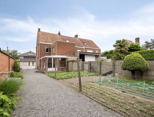                                         Maison à vendre à Izegem, € 175.000
