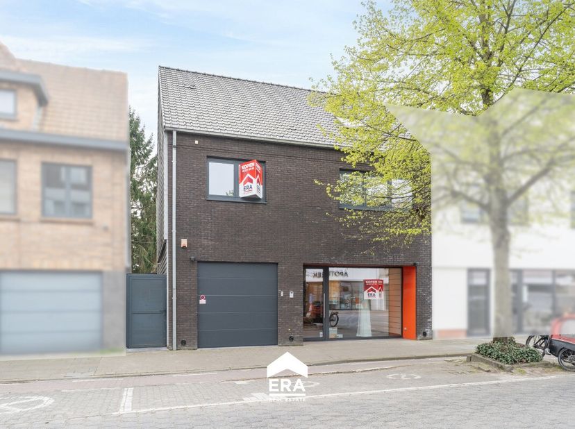 Bien professionnel à vendre
                    à 9950 Waarschoot