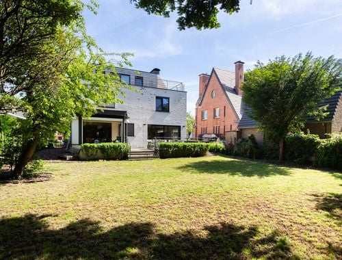                                         Villa te koop in Wilrijk, € 1.165.000
