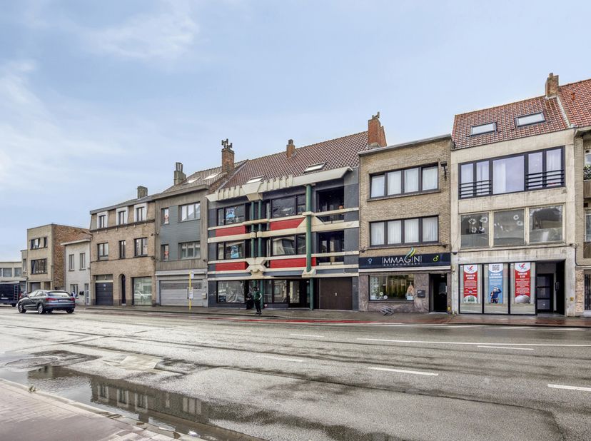 Appartement te koop in Torhoutsesteenweg 375,
                    8400 Oostende
