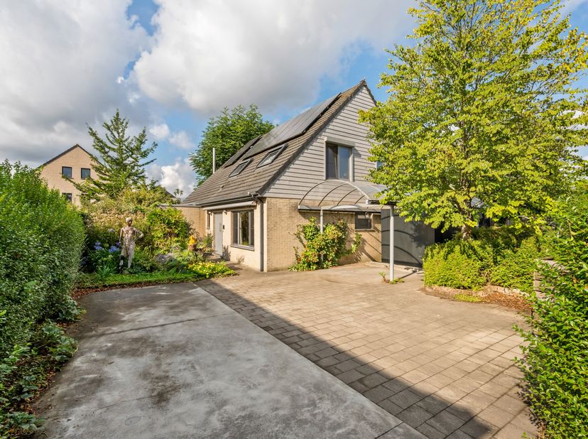Huis te koop in Lepelaarsweg 9,
                    9080 Lochristi