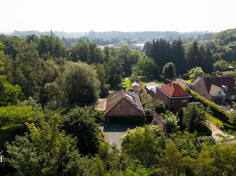 Maison à vendre
                    à 9070 Heusden