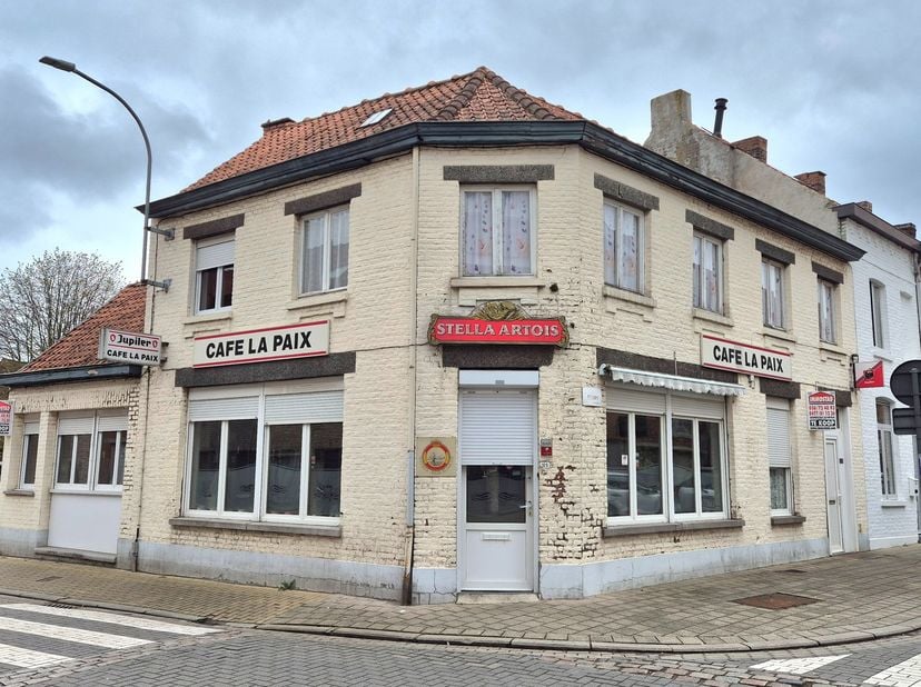 Bien professionnel à vendre
                    à 8930 Menen