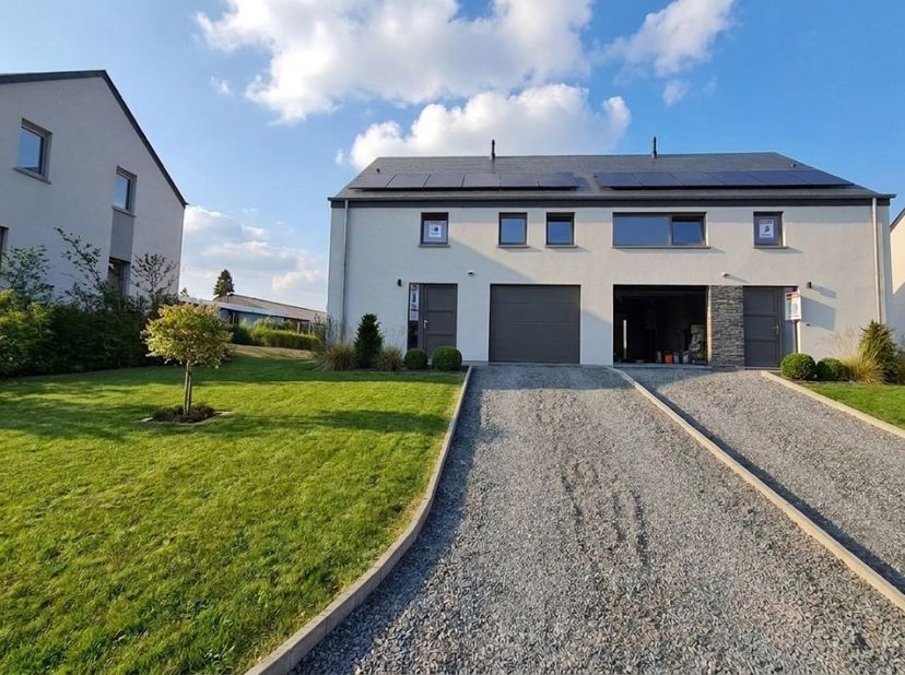Maison à vendre à Rue Saint-Blaise 12,
                    6860 Mellier