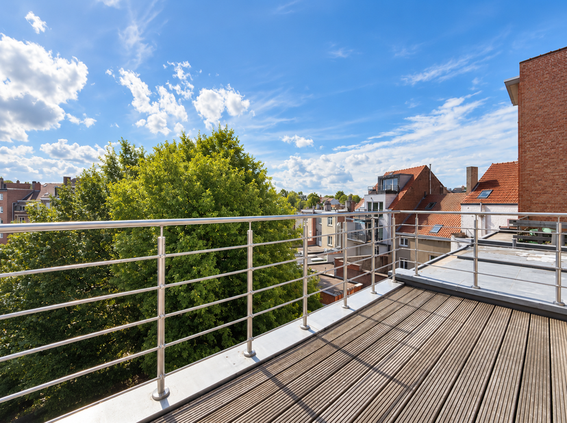 Appartement te koop in Rue de l'Eglise 171,
                    1150 Sint-Pieters-Woluwe
