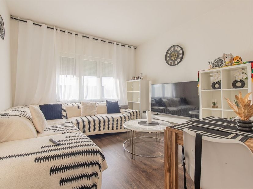 Appartement à vendre
                    à 2020 Antwerpen