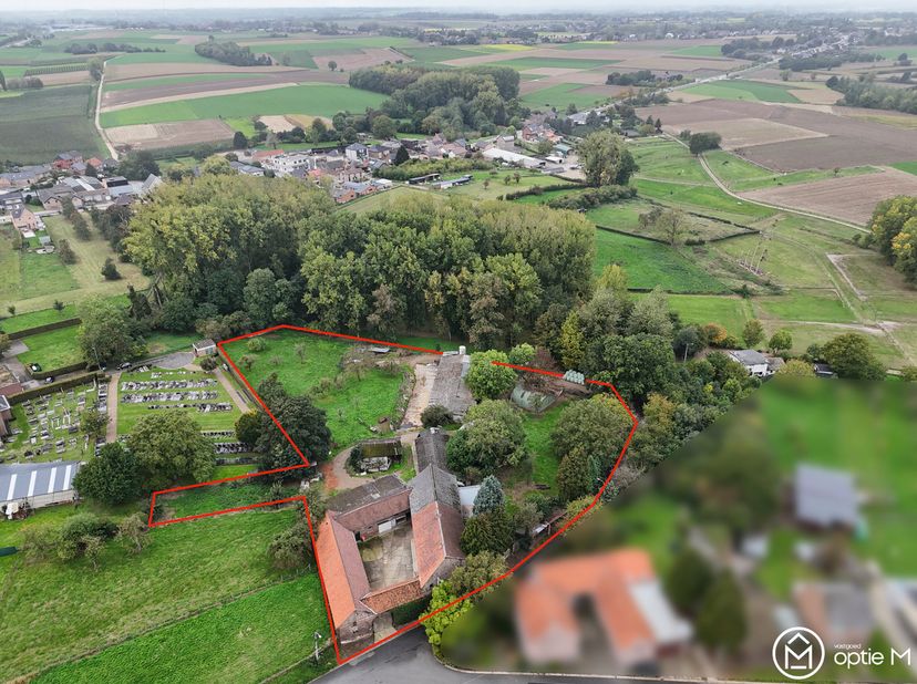 Huis te koop in Cabergstraat 2,
                    3740 Mopertingen