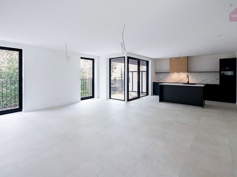 Appartement te koop in Meerlaarstraat 94 bus 102,
                    2430 Vorst