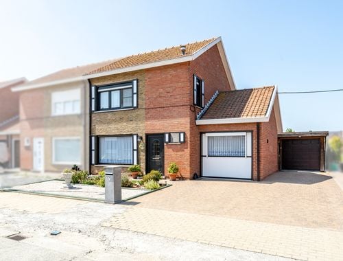                                         Woning te koop in Kortemark, € 249.000

