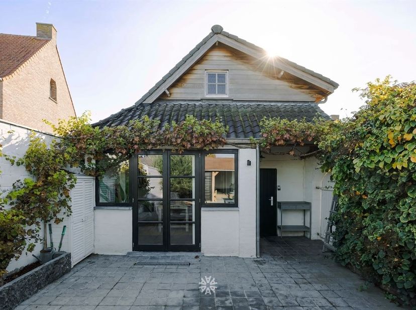 Huis te koop in Dentergemstraat 50,
                    9800 Wontergem