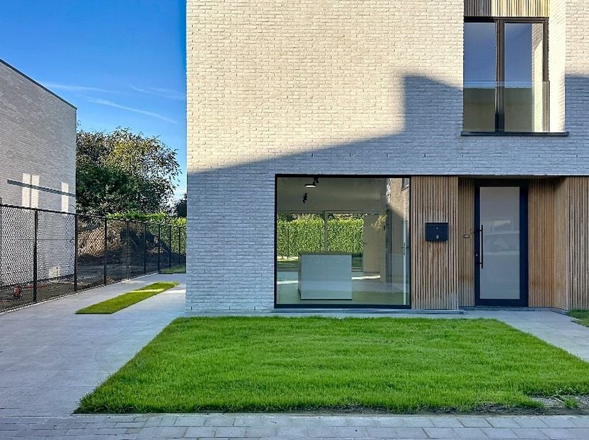 Huis te huur in Moerewegel 3,
                    8680 Koekelare