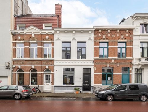                                         Maison de maître à vendre à Antwerpen, € 475.000
