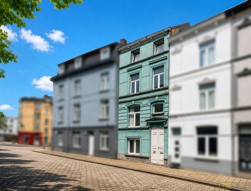                                         Maison de maître à vendre à Gent, € 345.000
